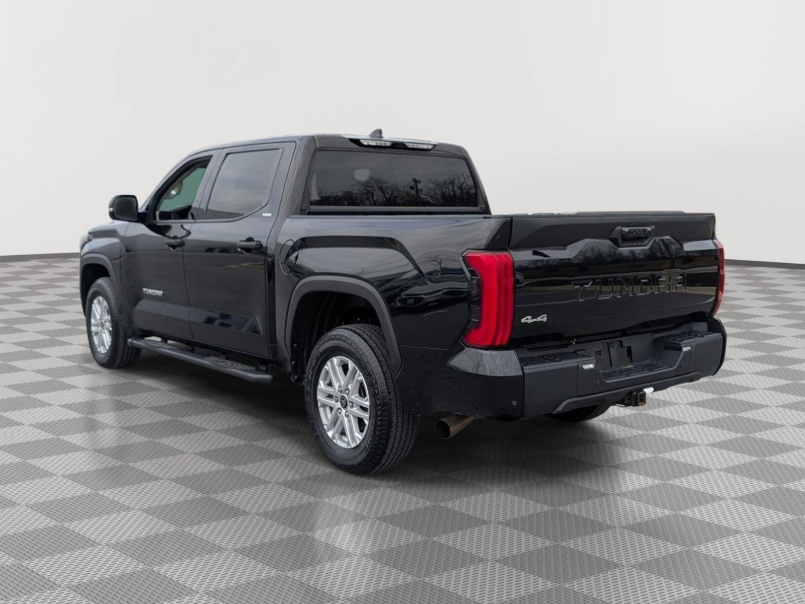 Used 2023 Toyota Tundra SR5 w/ SR5 Convenience Package AWD/4WD image 3