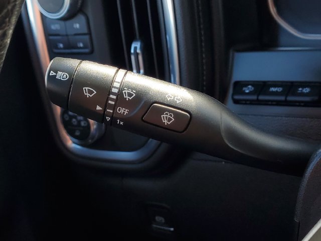 Used 2020 GMC Sierra 1500 Denali w/ Denali Ultimate Package AWD/4WD image 21