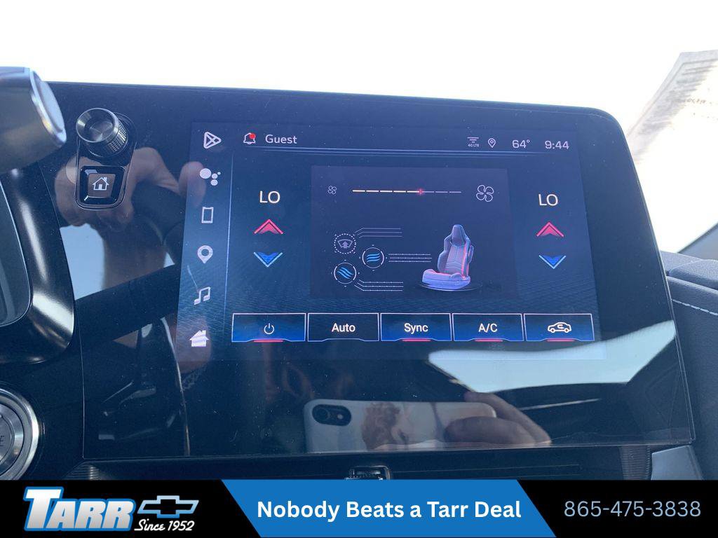 Used 2024 Chevrolet Corvette Stingray Preferred Cpe w/ Z51 Performance Package RWD image 16