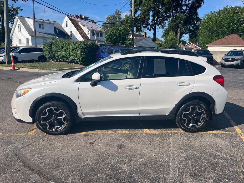 Used 2014 Subaru Crosstrek 2.0i Premium w/ Moonroof Package AWD/4WD image 7