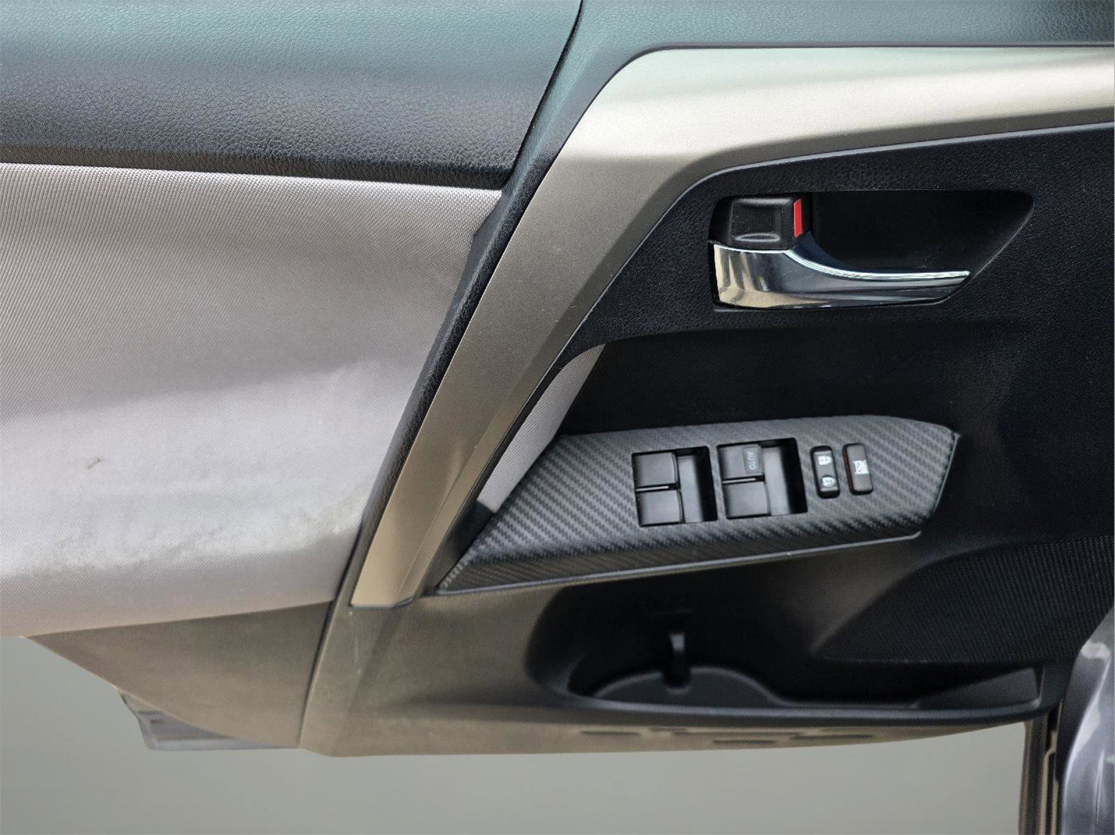 Used 2014 Toyota RAV4 XLE image 28