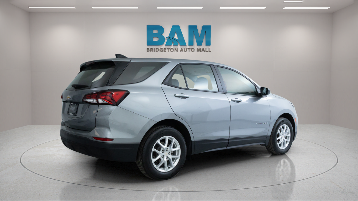 Used 2024 Chevrolet Equinox LS FWD image 7