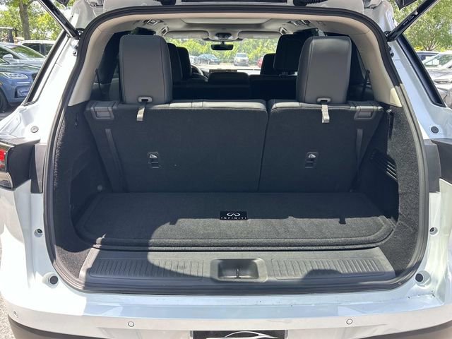 Certified 2026 INFINITI QX60 Luxe w/ Cargo Package FWD image 13