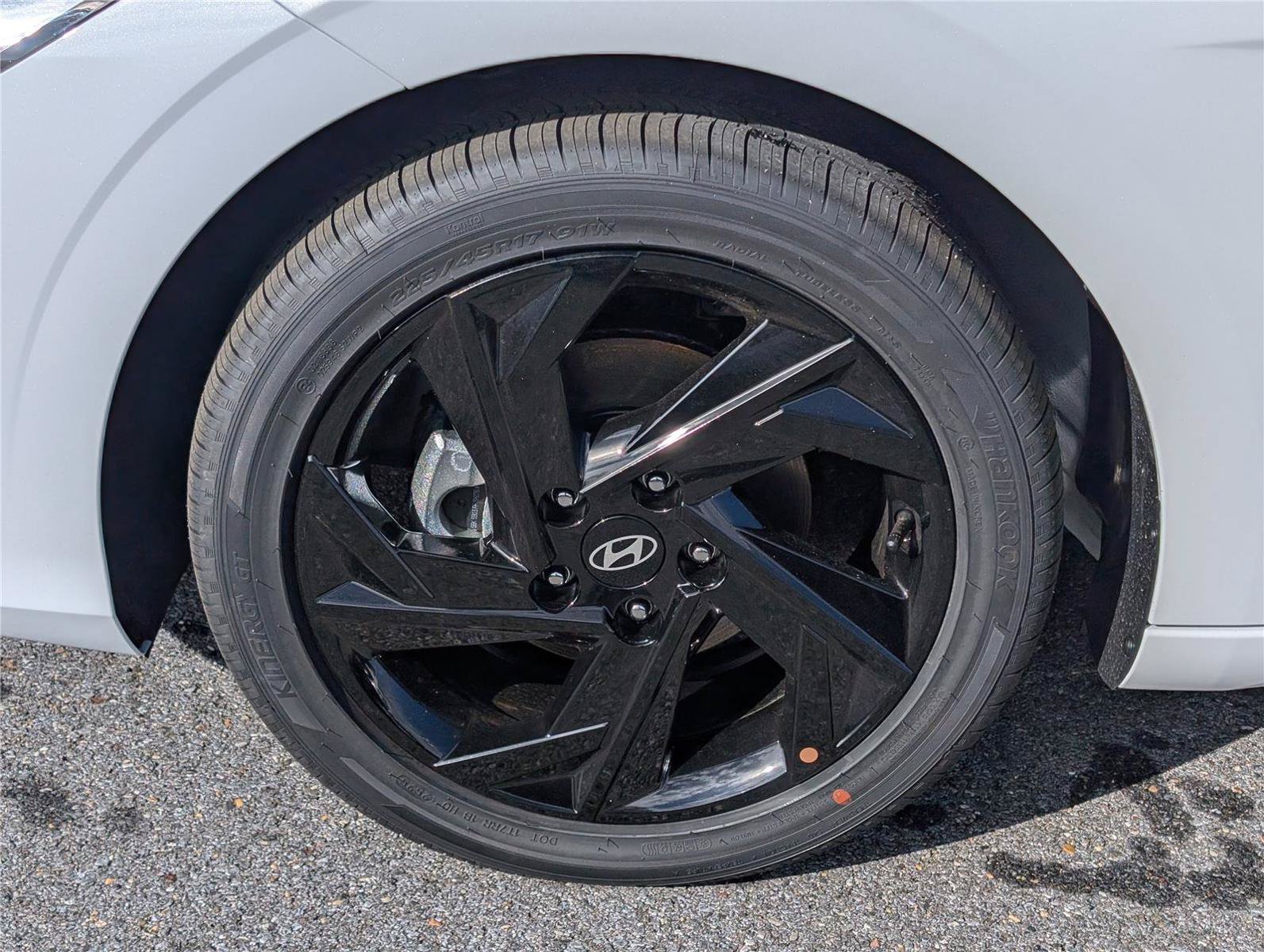 New 2026 Hyundai Elantra SEL w/ Cargo Package FWD image 7