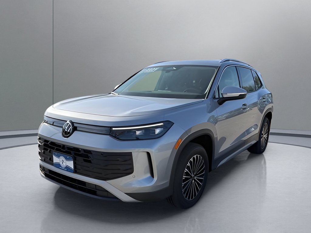 New 2026 Volkswagen Tiguan S AWD/4WD image 3