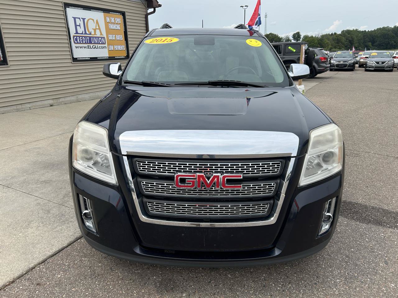 Used 2015 GMC Terrain SLT AWD/4WD image 2