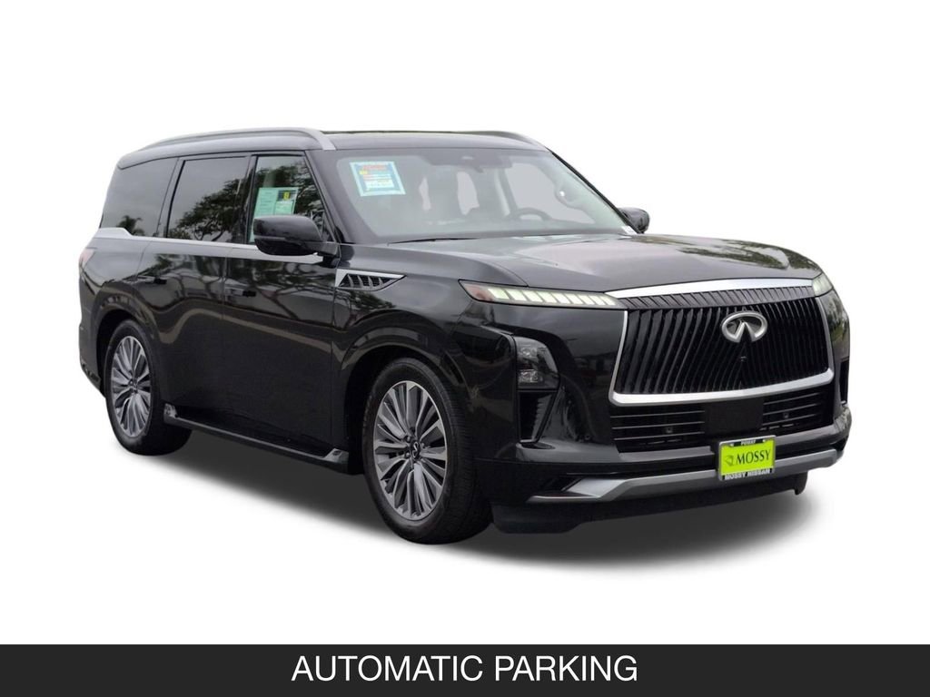 Used 2025 INFINITI QX80 Sensory image 2