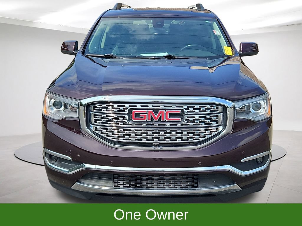 Used 2018 GMC Acadia Denali w/ Technology Package AWD/4WD image 2