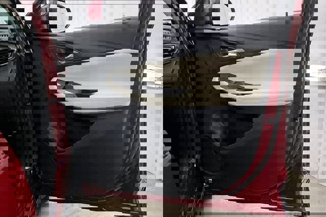 Certified 2022 Buick Encore GX Select image 21