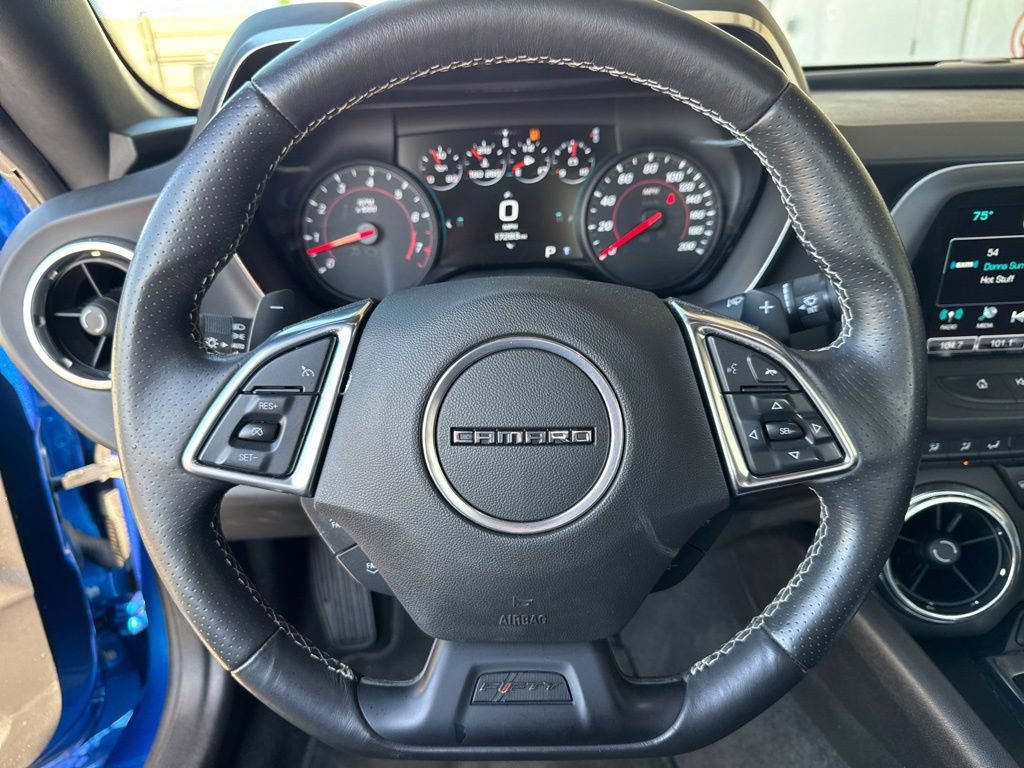 Used 2017 Chevrolet Camaro SS RWD image 8