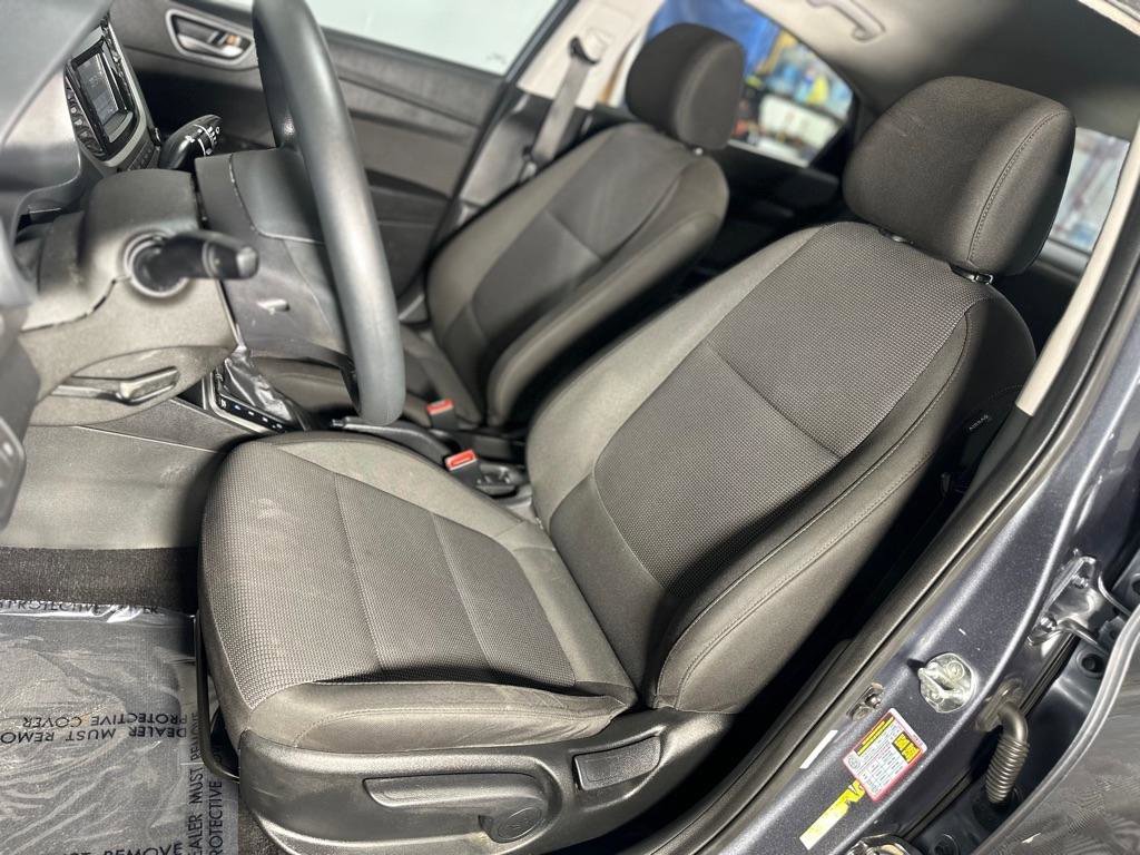 Used 2019 Hyundai Accent SE image 23