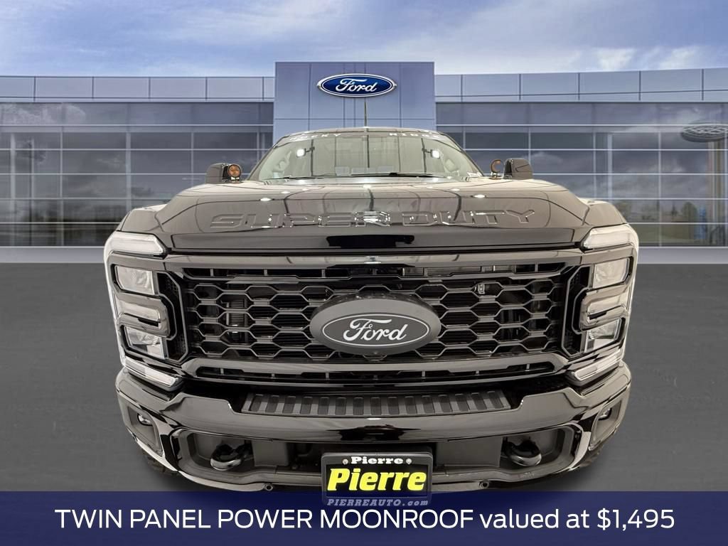 New 2026 Ford F250 Lariat w/ Black Appearance Package image 7