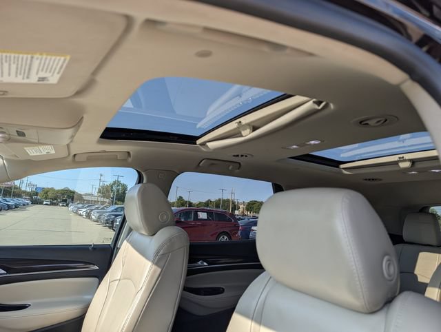 Used 2018 Buick Enclave Premium w/ Experience Buick Package FWD image 26