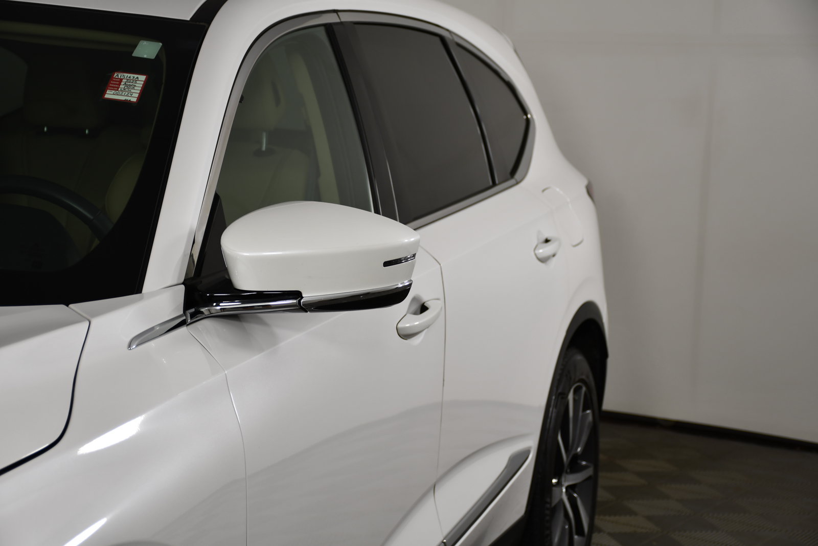 Certified 2025 Acura MDX SH-AWD w/ Technology Package image 13