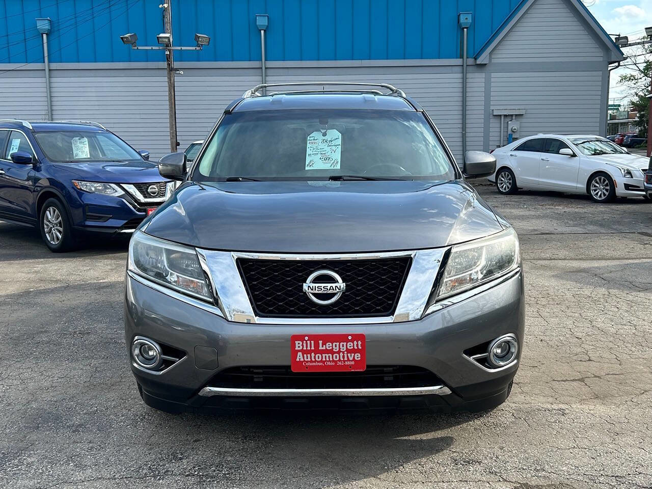 Used 2016 Nissan Pathfinder SV w/ Cargo Package image 3