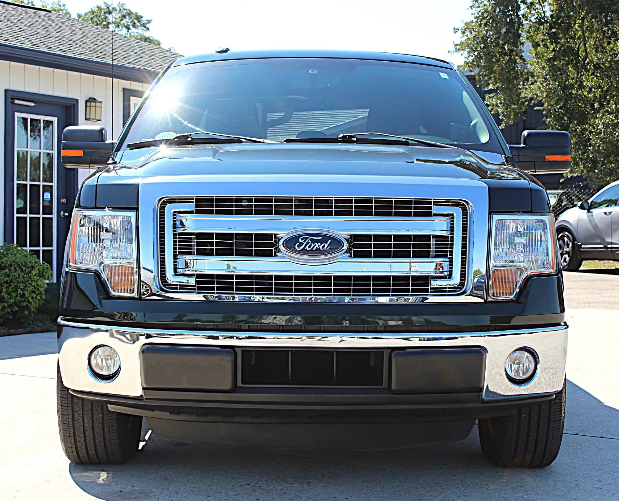 Used 2014 Ford F150 XLT w/ XLT Chrome Package RWD image 8