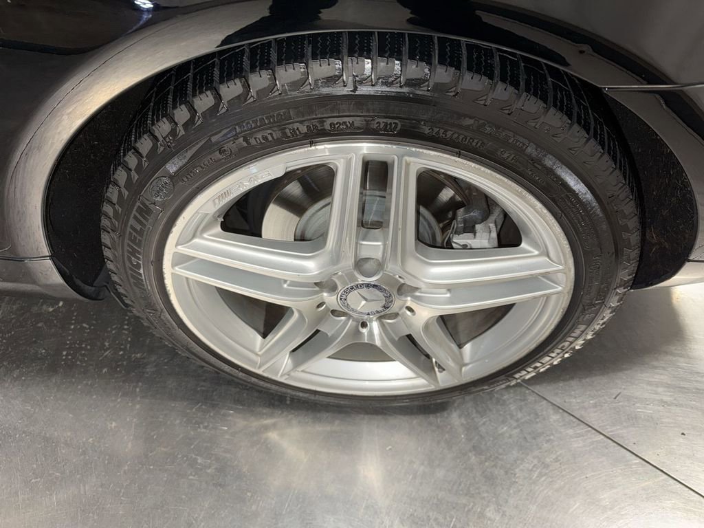 Used 2013 Mercedes-Benz E 350 4MATIC Coupe image 12