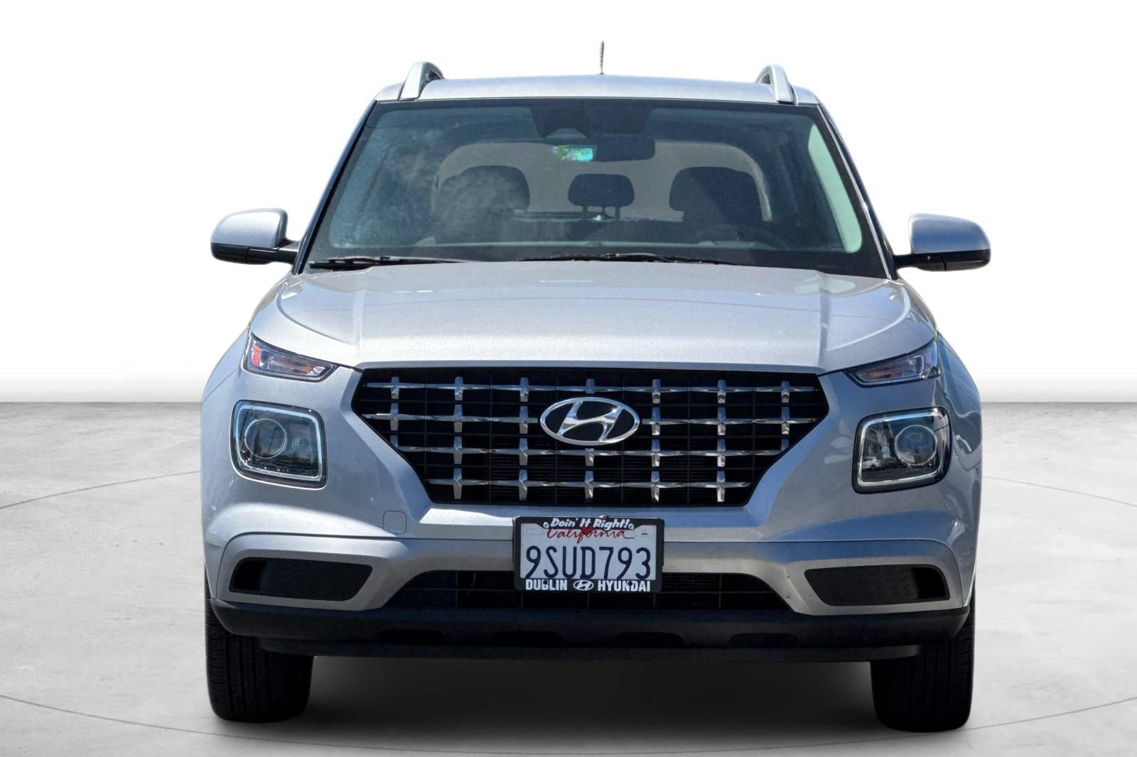 Used 2025 Hyundai Venue SEL FWD image 10