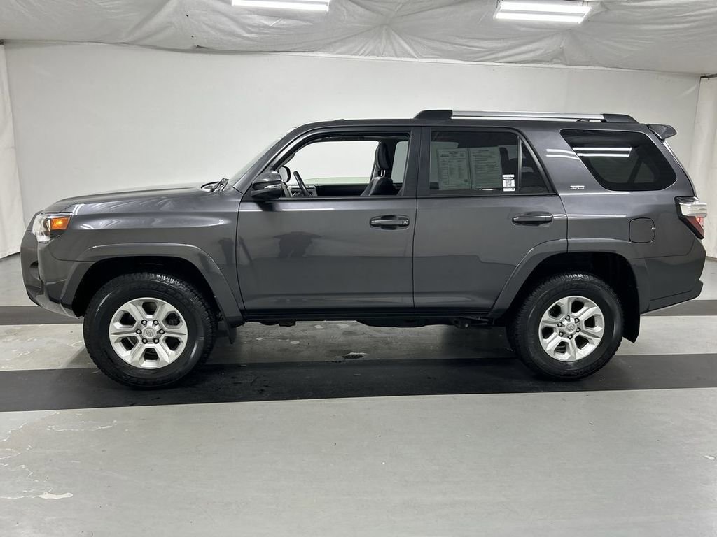 Used 2023 Toyota 4Runner SR5 Premium w/ Moonroof Package AWD/4WD image 6