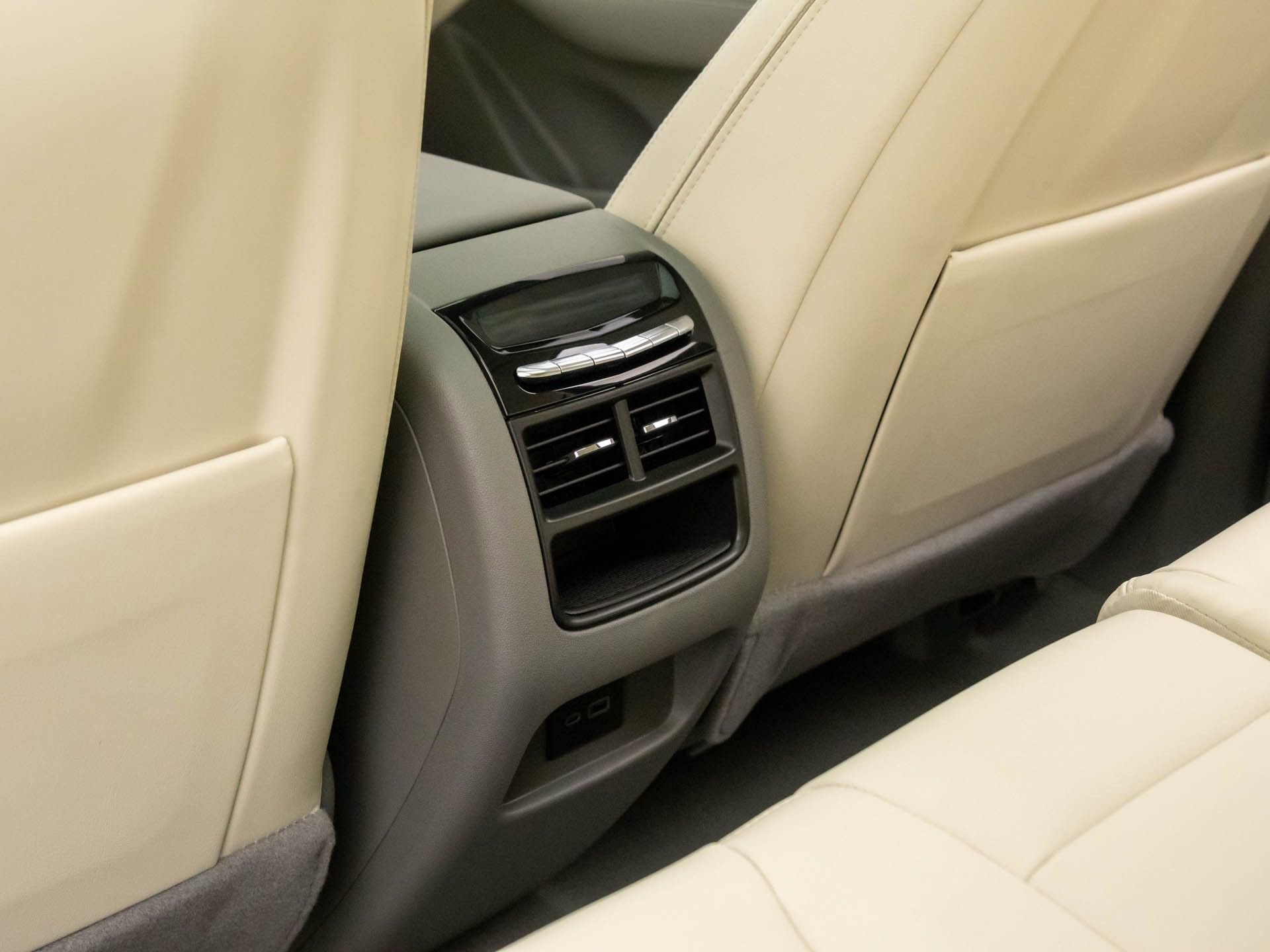 New 2026 Cadillac XT5 Premium Luxury w/ Driver Assist Package image 19