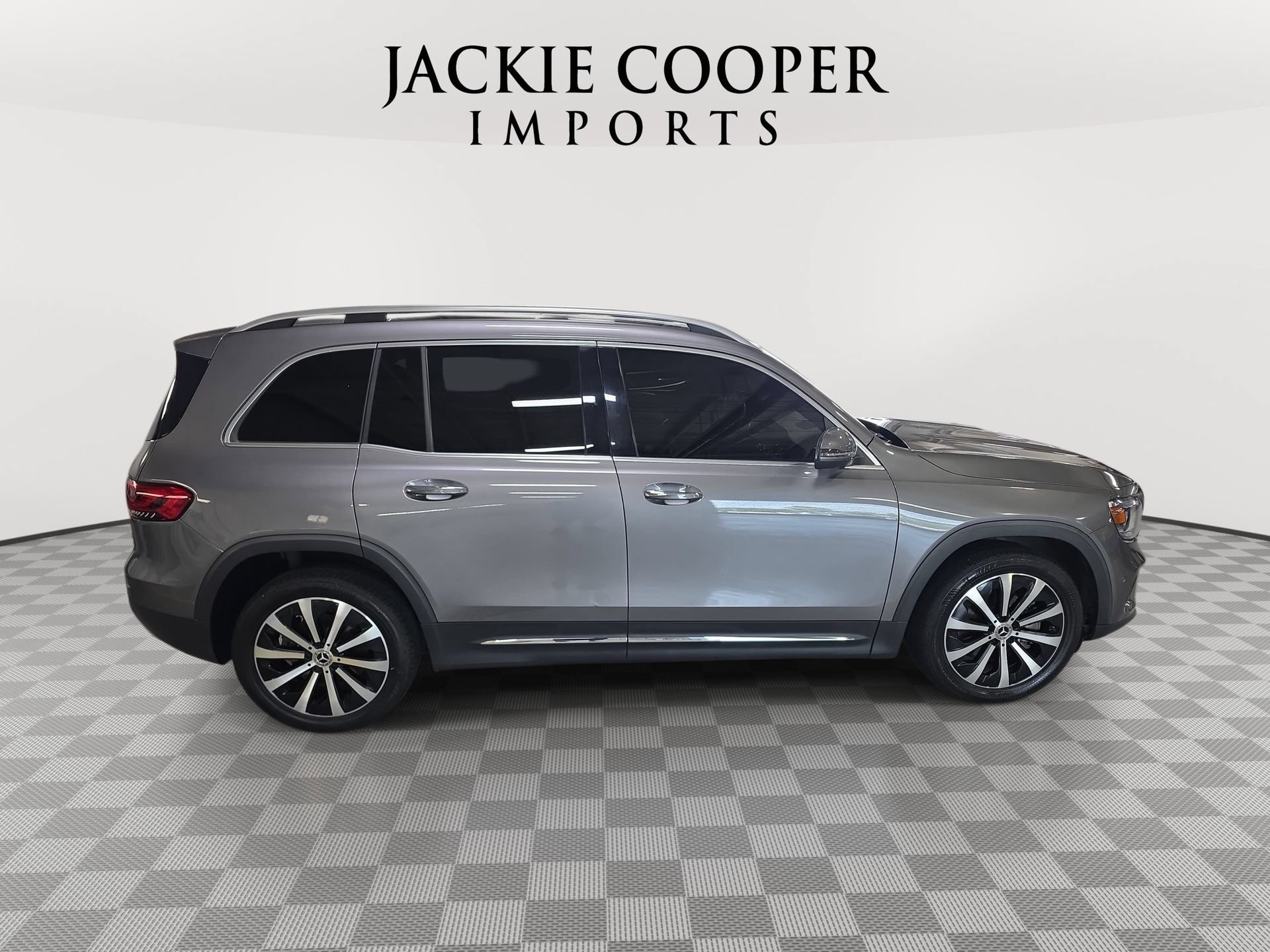 Used 2021 Mercedes-Benz GLB 250 image 4