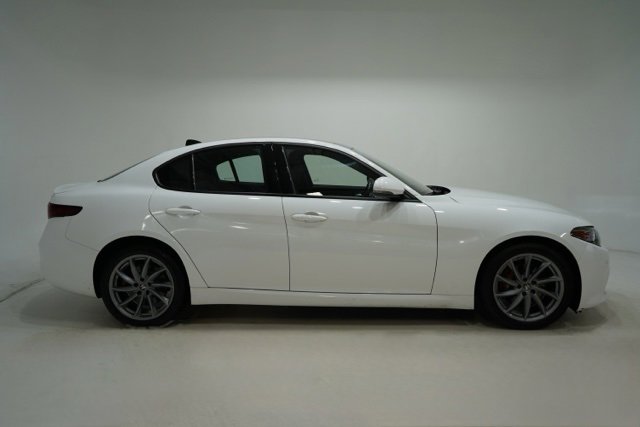 Used 2022 Alfa Romeo Giulia Sprint image 8