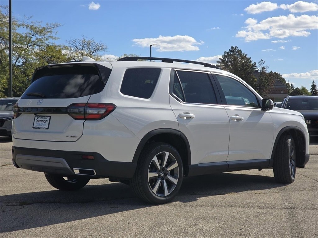 New 2025 Honda Pilot Touring image 22