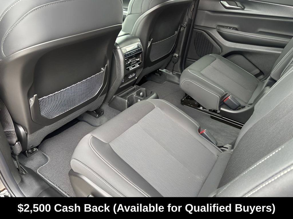 New 2025 Jeep Grand Cherokee L Laredo w/ Luxury Tech Group I RWD image 24