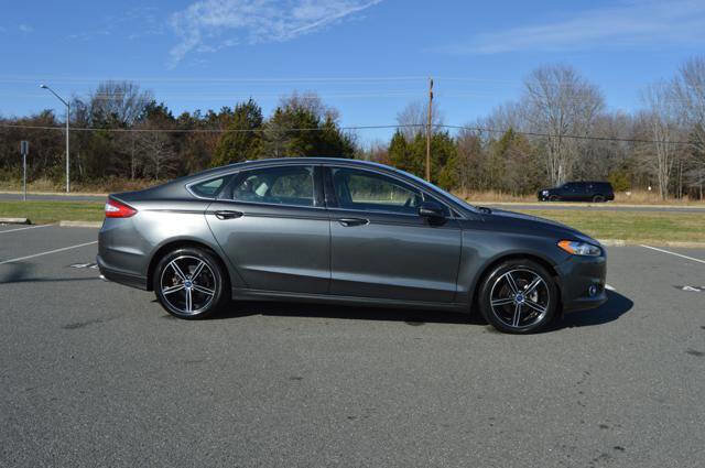 Used 2016 Ford Fusion SE w/ Equipment Group 202A image 61
