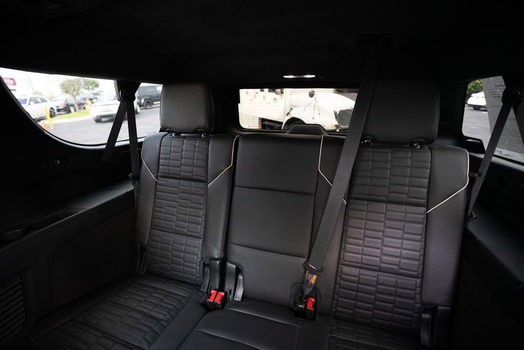 Used 2023 Cadillac Escalade ESV V w/ LPO, ONYX Package AWD/4WD image 49
