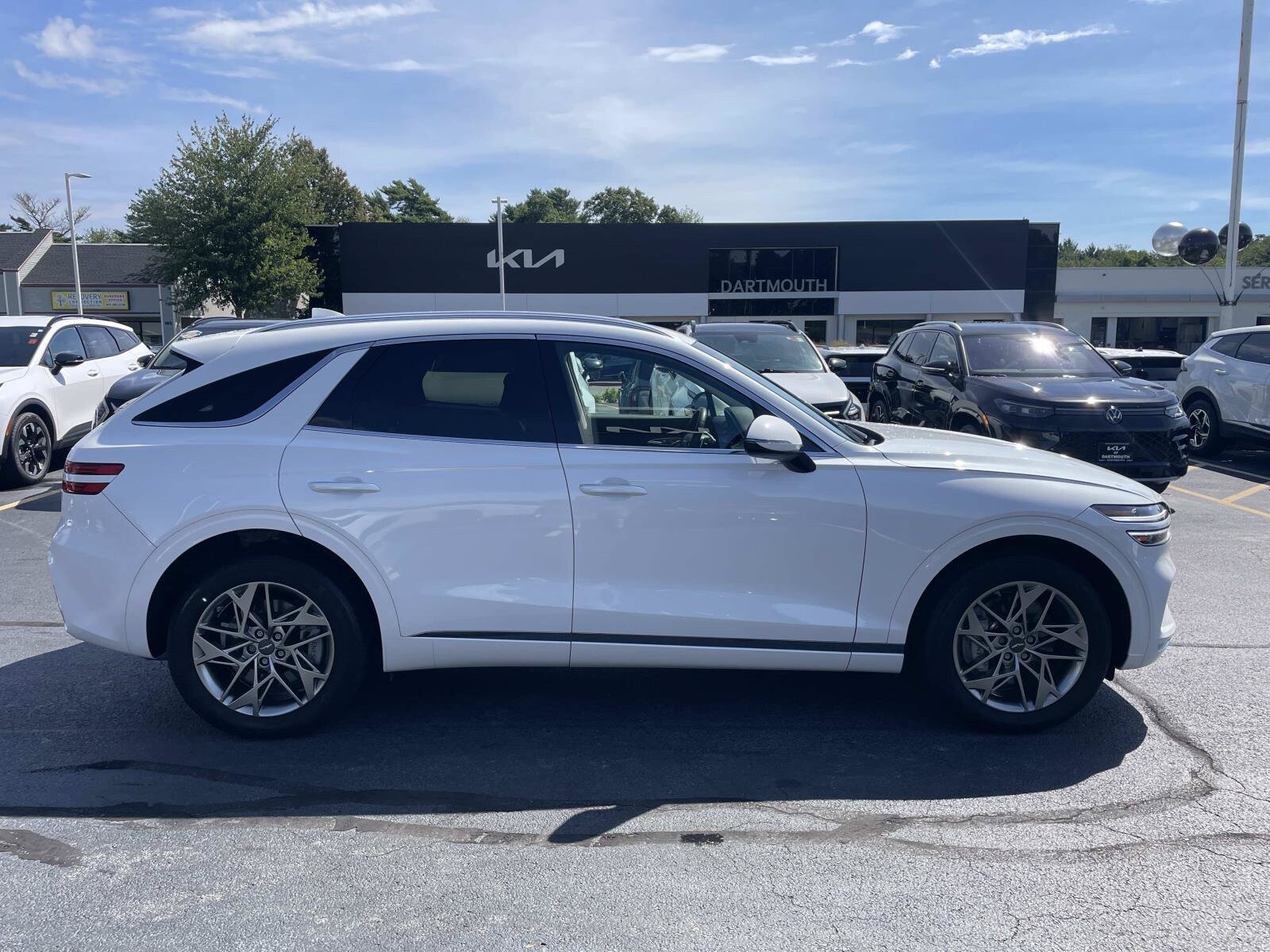 Used 2024 Genesis GV70 2.5T AWD/4WD image 10