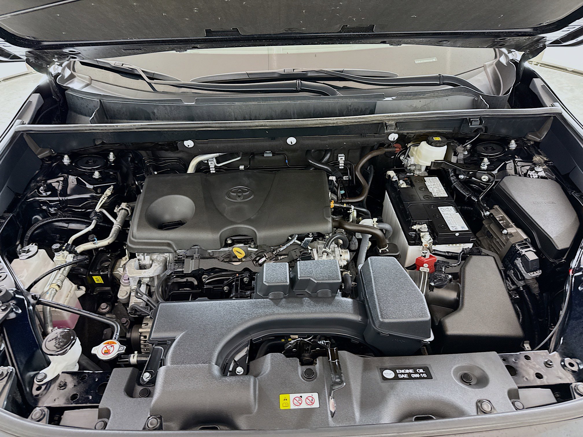 Used 2025 Toyota RAV4 XLE image 26