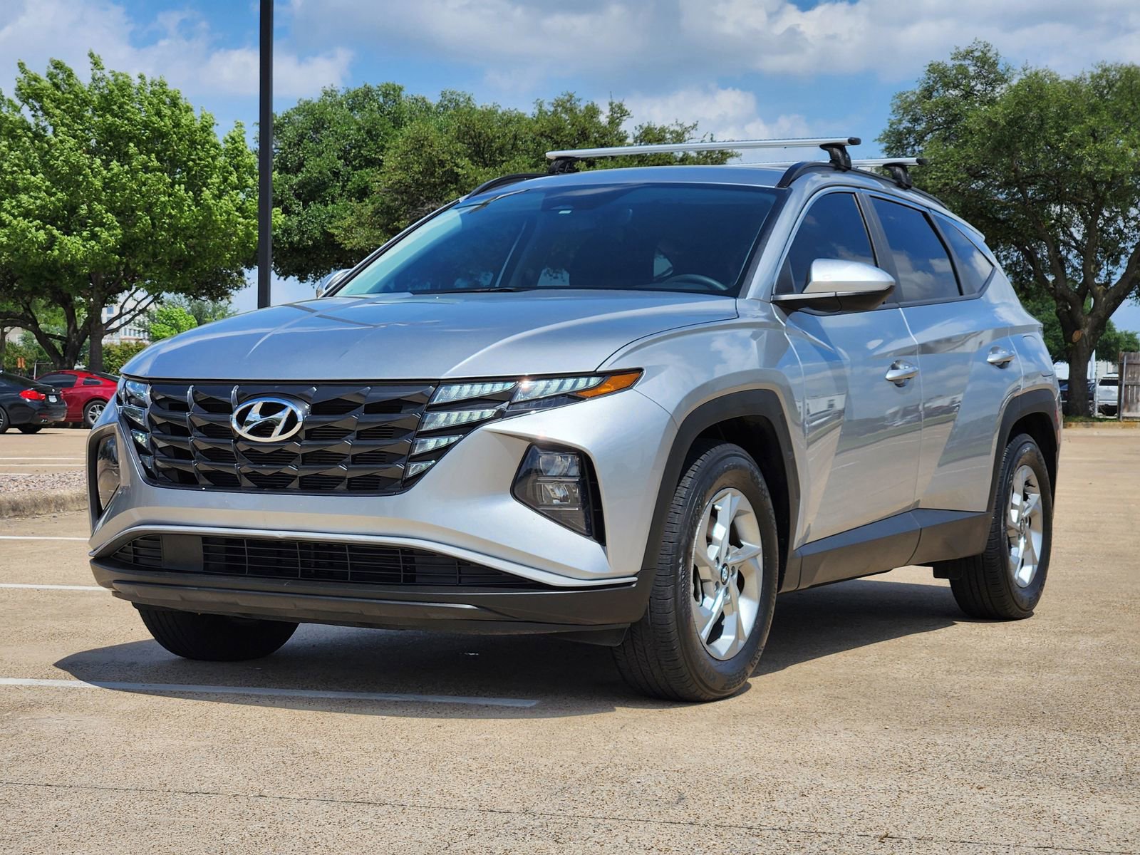 Used 2024 Hyundai Tucson SEL FWD image 2