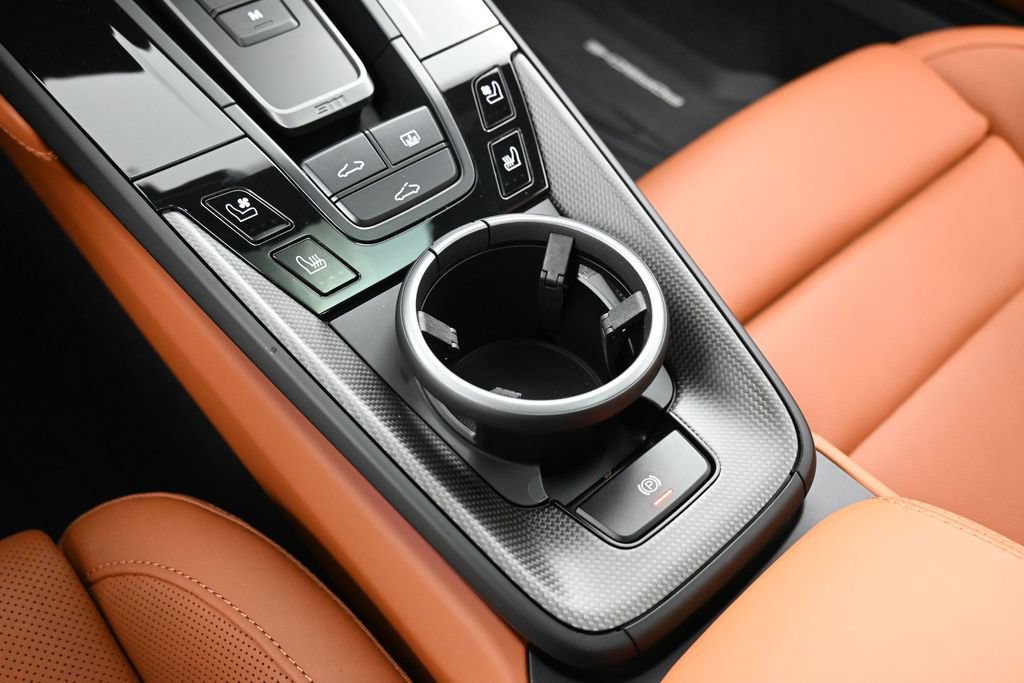 Certified 2026 Porsche 911 Carrera GTS RWD image 23