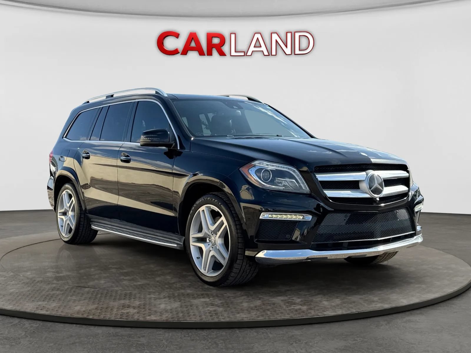 Used 2016 Mercedes-Benz GL 550 4MATIC image 8