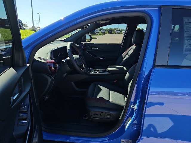 New 2027 Chevrolet Equinox RS w/ LPO, Floor Liner Package FWD image 19