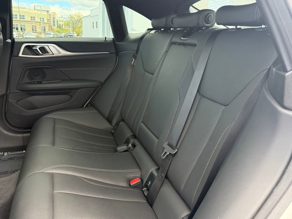 Used 2023 BMW i4 eDrive35 w/ Premium Package image 17