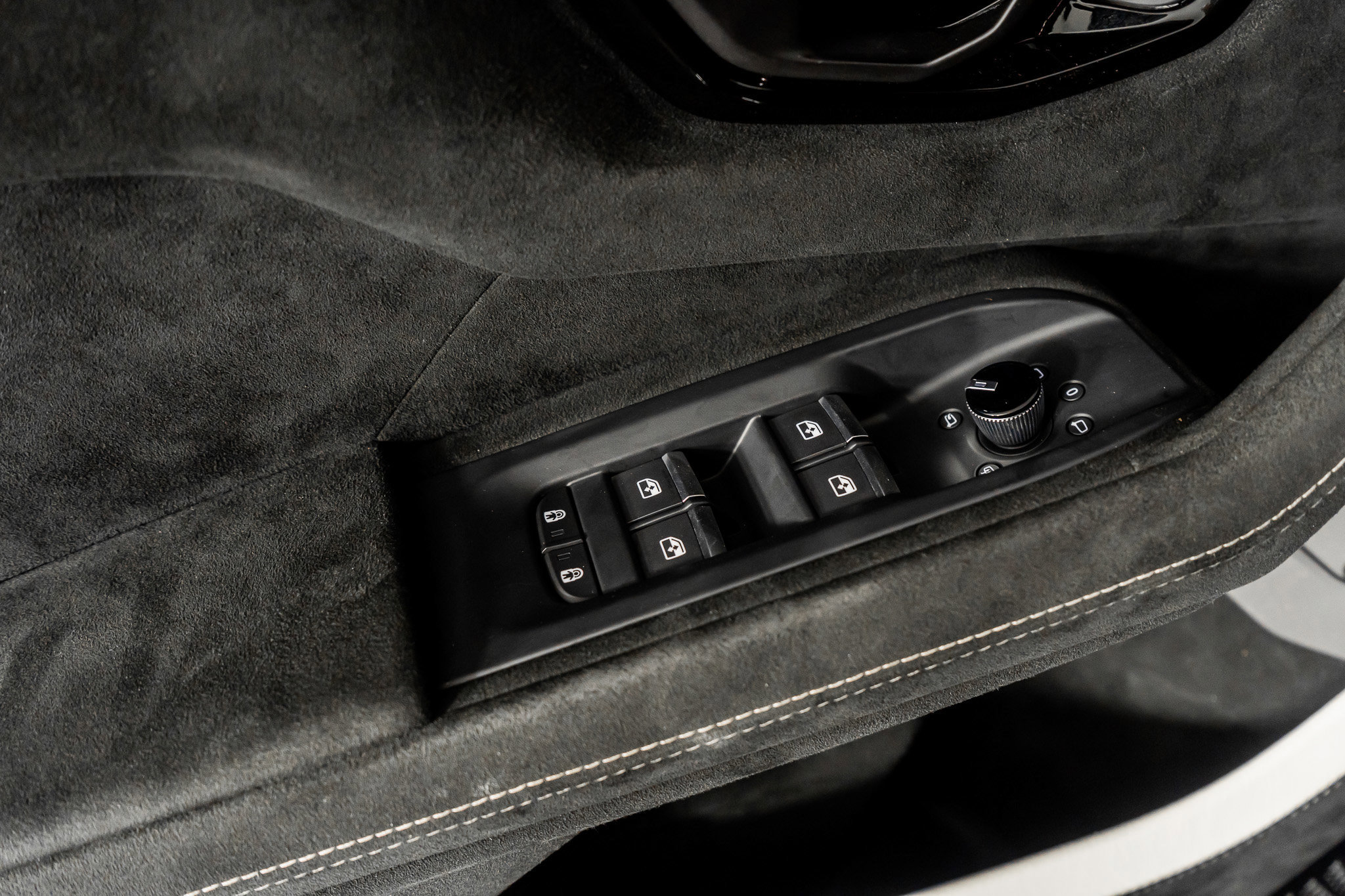 Used 2024 Lamborghini Urus Performante image 55