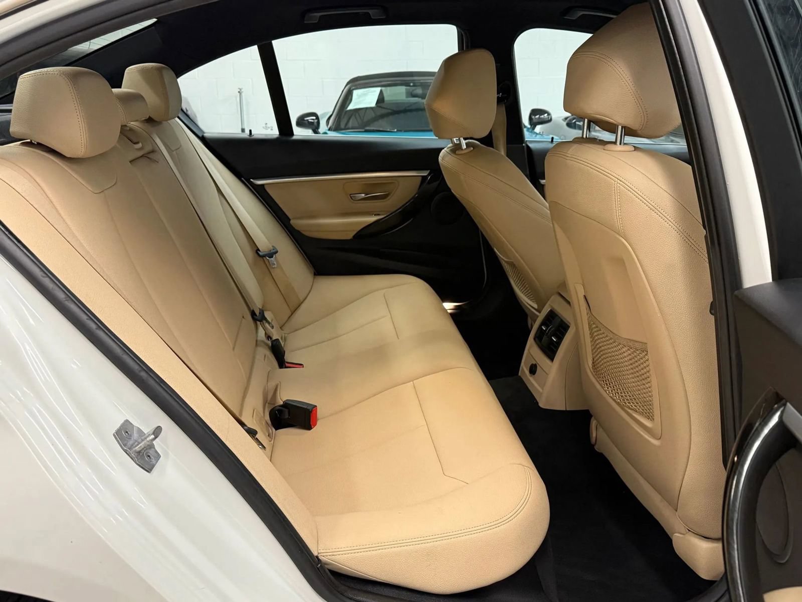 Used 2018 BMW 328d xDrive Sedan AWD/4WD image 21