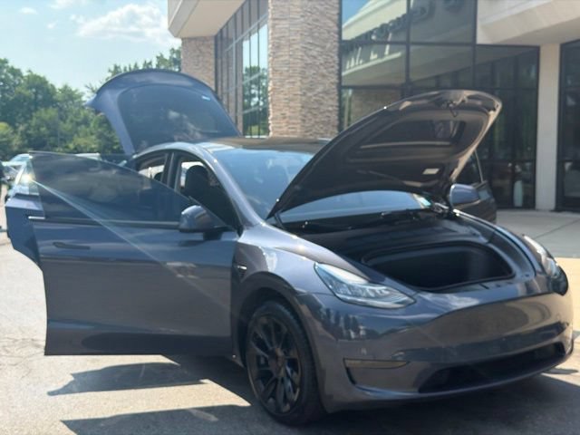 Used 2023 Tesla Model Y Long Range AWD/4WD image 9