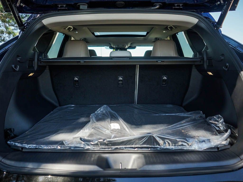 New 2026 Nissan Murano Platinum w/ Cargo Package AWD/4WD image 8