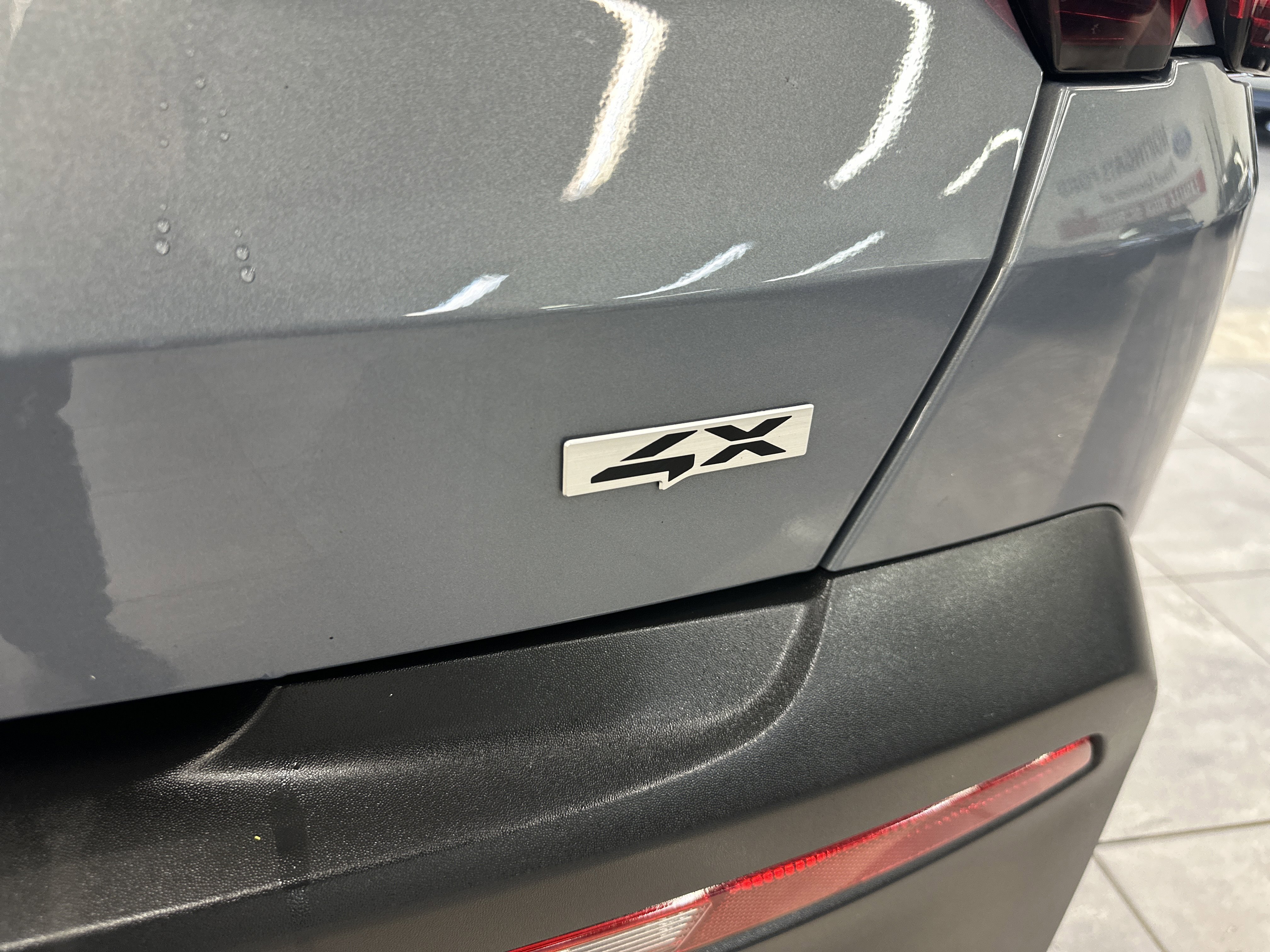 Used 2023 Kia Sorento LX image 9