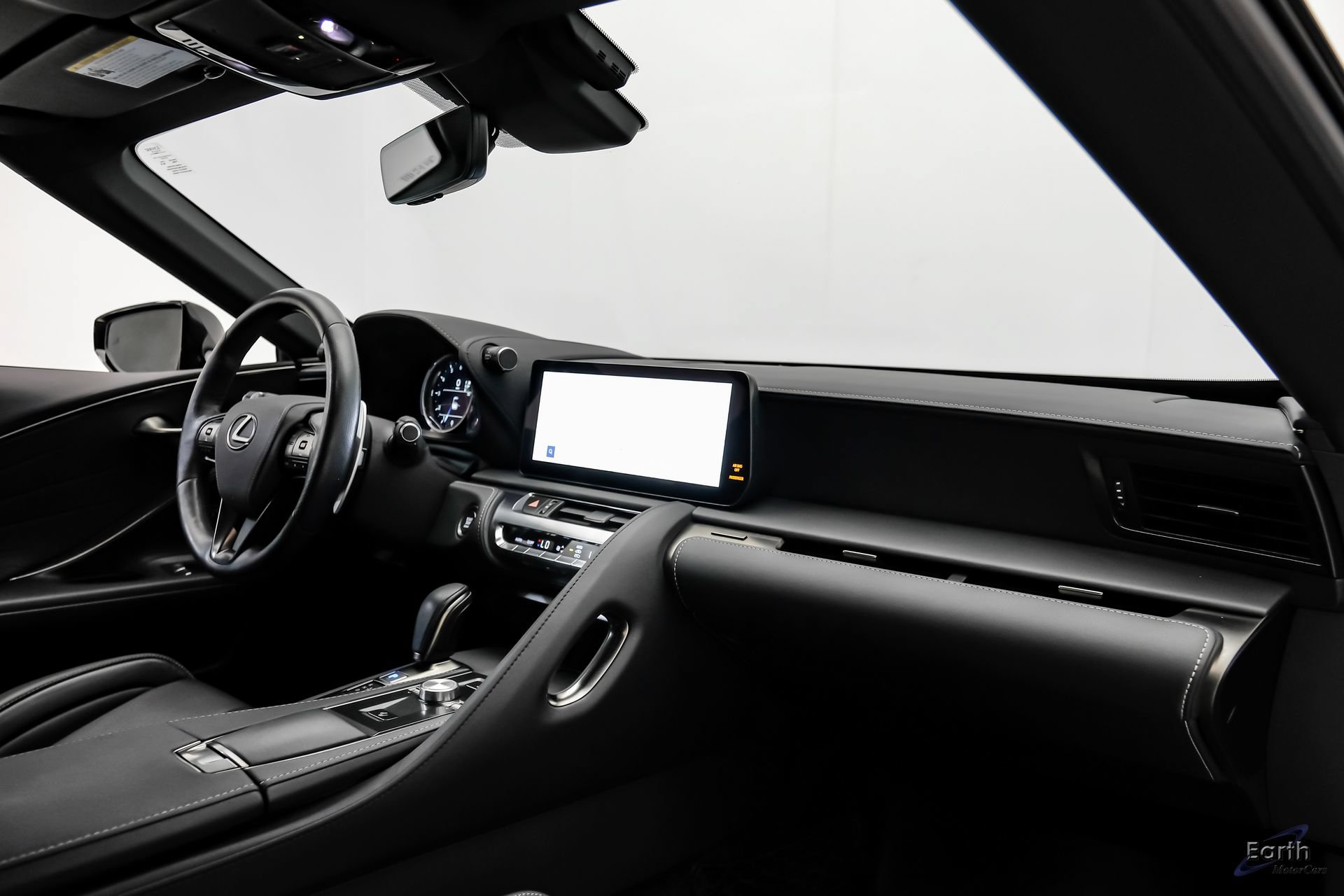 Used 2024 Lexus LC 500 Convertible w/ Touring Package RWD image 40
