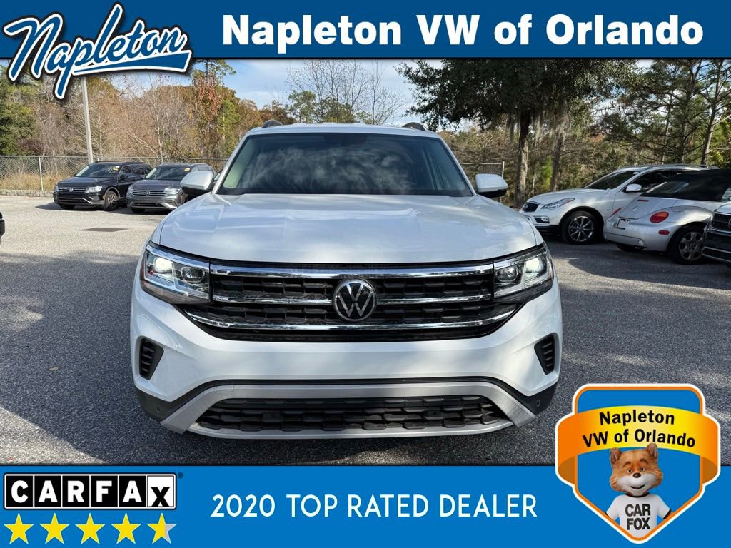 Used 2022 Volkswagen Atlas SE w/ Black Wheel Package image 2