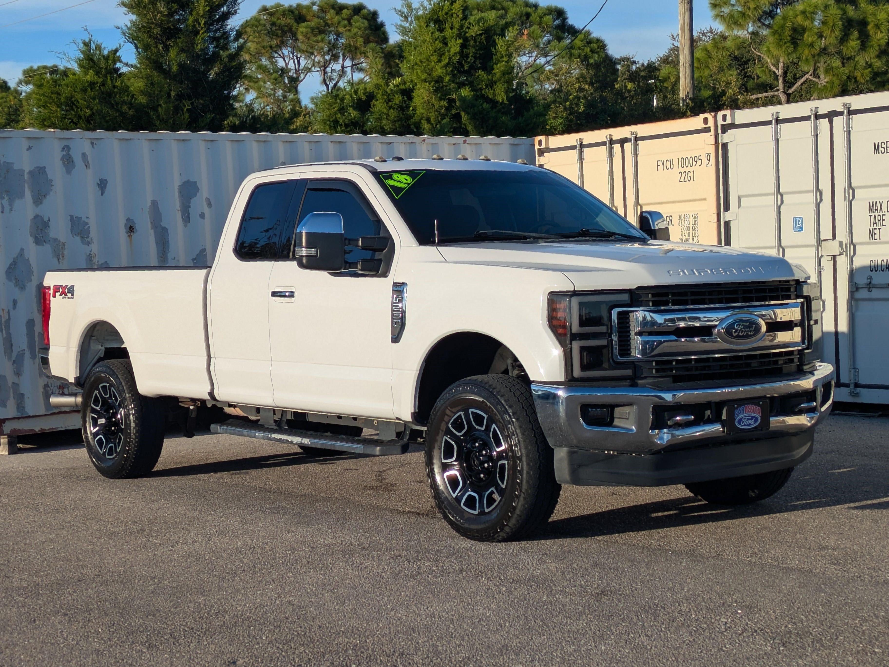 Used 2018 Ford F250 XLT w/ XLT Premium Package AWD/4WD image 3