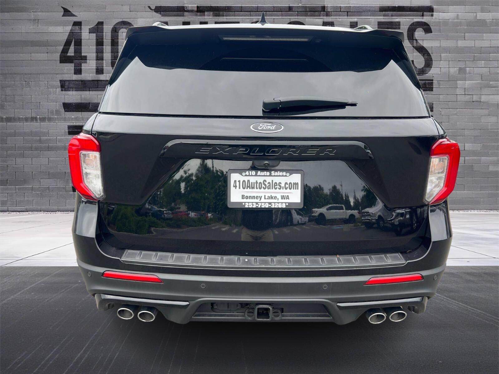 Used 2020 Ford Explorer ST w/ Premium Technology Package AWD/4WD image 4