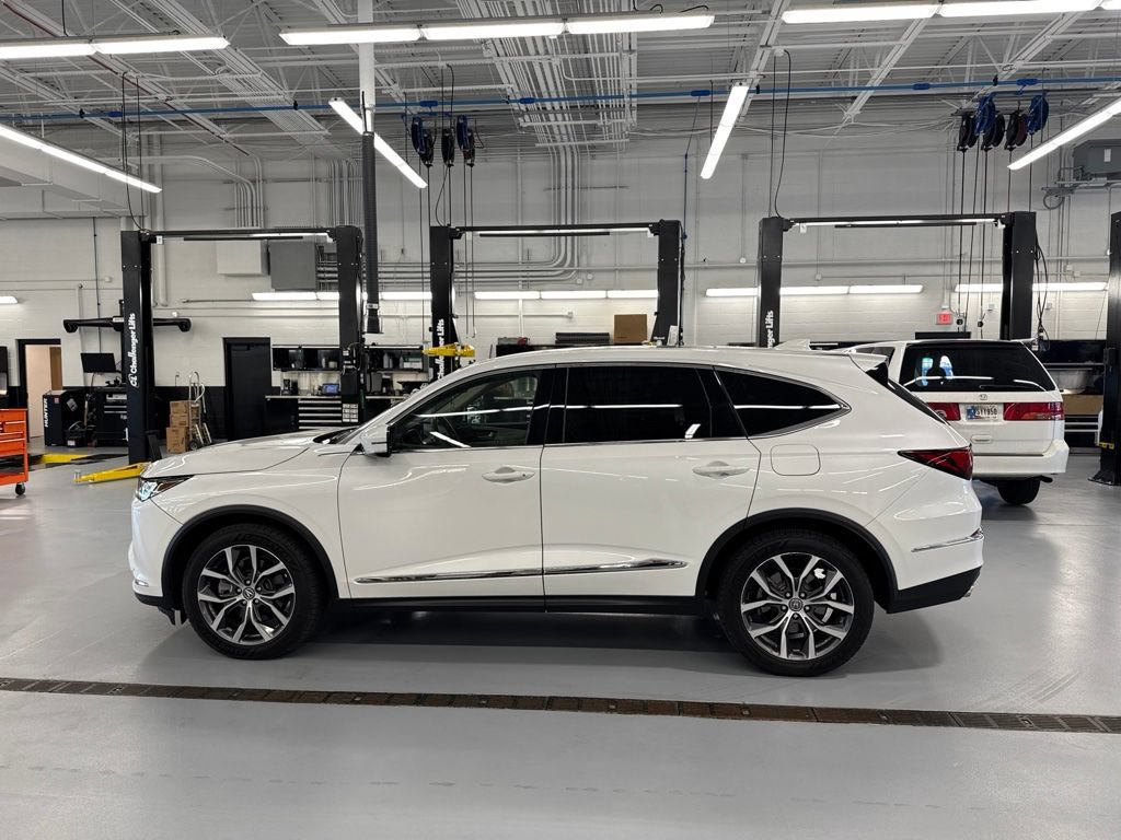 Used 2022 Acura MDX w/ Technology Package AWD/4WD image 8