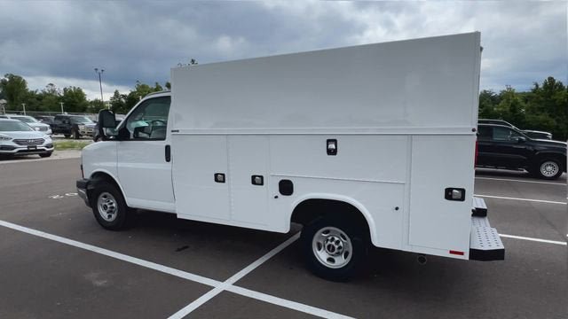New 2025 GMC Savana 3500 w/ Power Convenience Package image 6