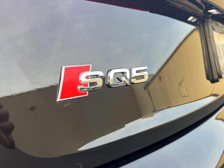 Used 2019 Audi SQ5 Prestige w/ Prestige Package AWD/4WD image 27