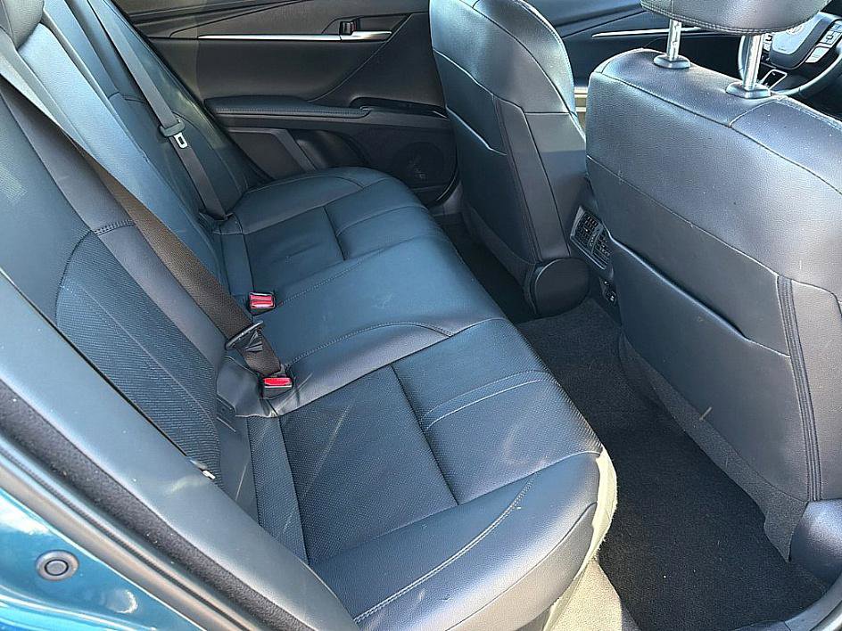 Used 2025 Toyota Camry XSE image 21